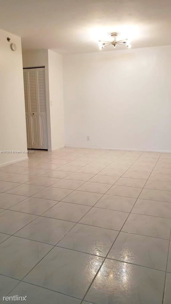 Building Photo - 1 br, 1.5 bath Condo - 3215 S Ocean Blvd A...