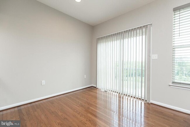 Building Photo - 227 Schramm Lp