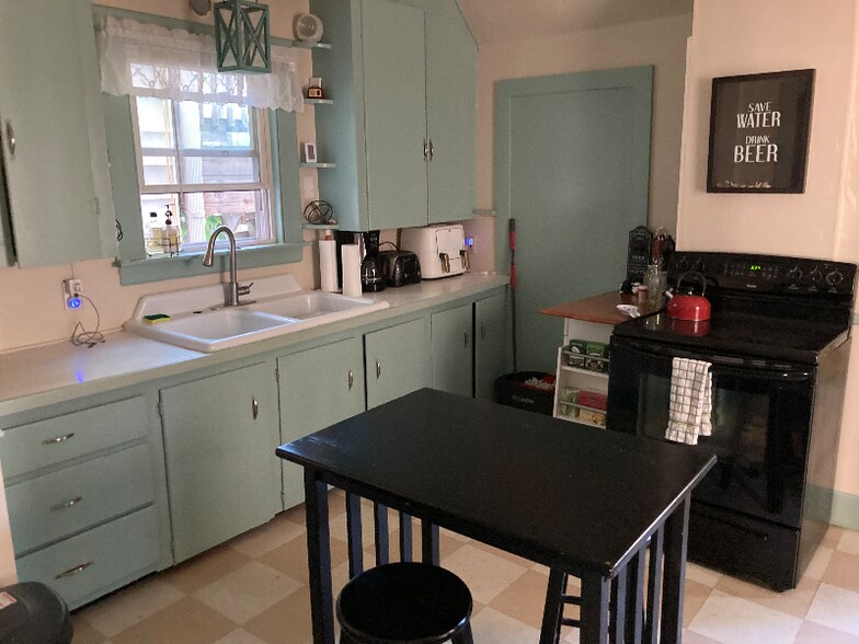 Building Photo - 93 Ocean Ave