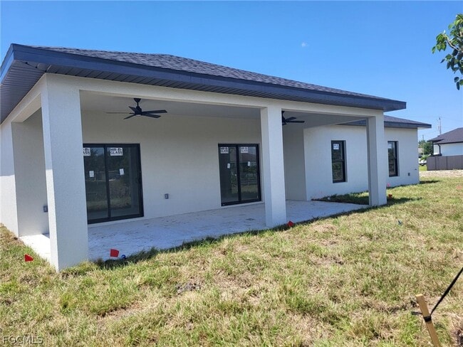 Building Photo - 654 NE 5th Pl