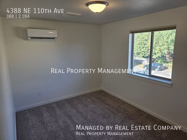 Building Photo - 4388 NE 110th Ave