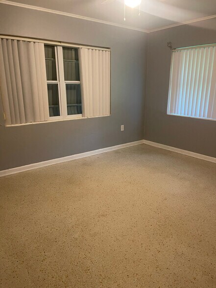 Building Photo - 2315 Coolidge Rd