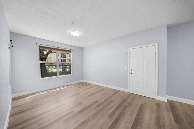 Building Photo - 11511 Villa Grand