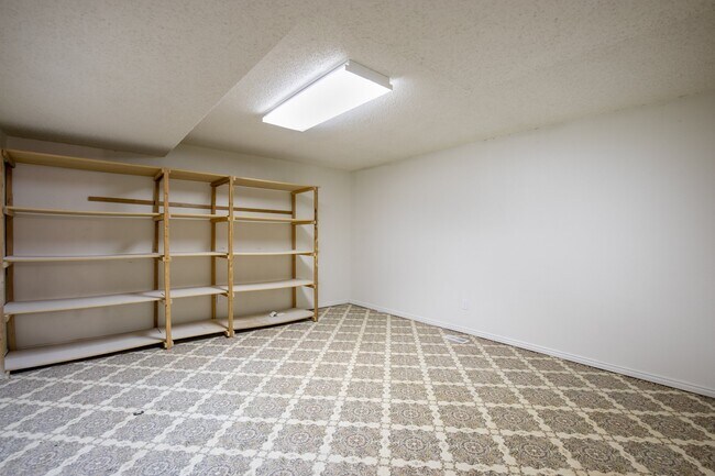 Building Photo - 3983 N Quail Ridge Dr