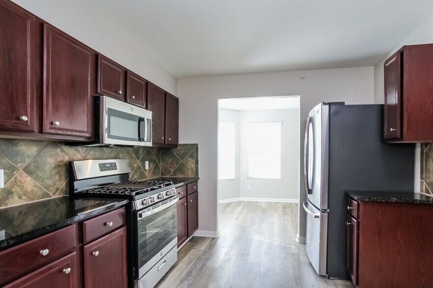 Building Photo - 9969 Kingfisher Dr