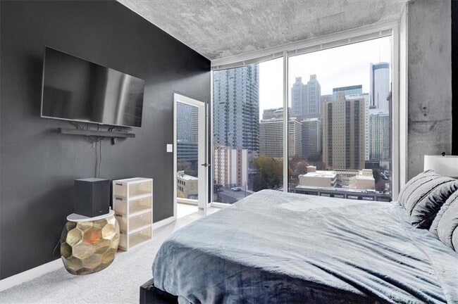 Building Photo - 400 W Peachtree St NW