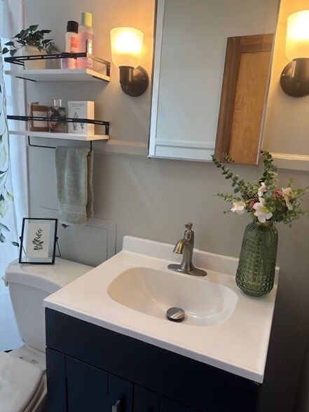 New vanity - 1001 Sunset Ave