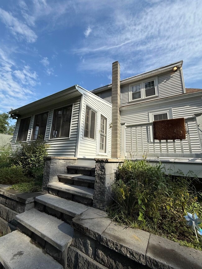 Building Photo - 22 Westville Rd