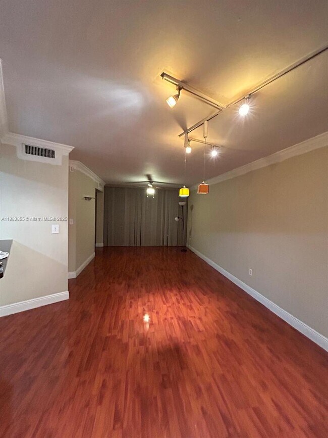 Building Photo - 7165 NW 186th St