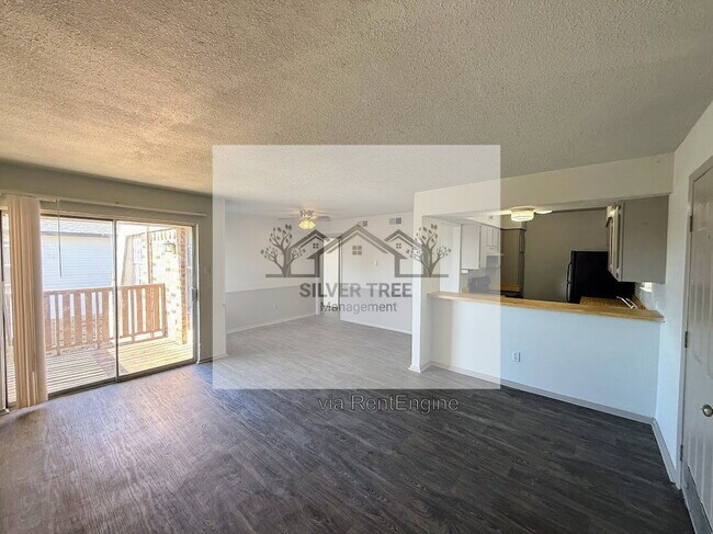 Building Photo - 4820 Wellesley Ave