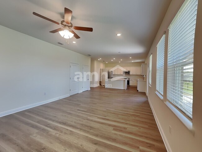 Building Photo - 3715 Center Cove Lane