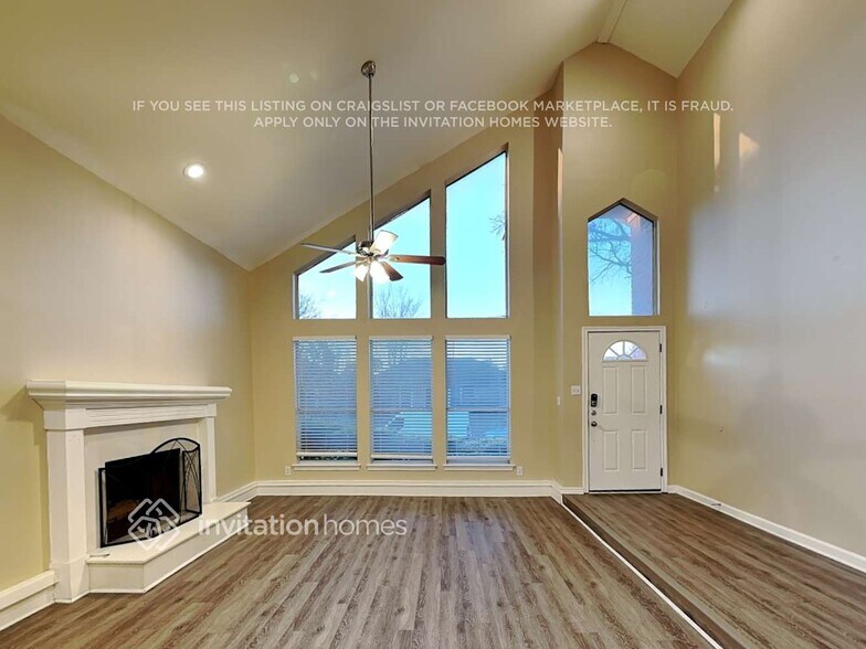 Building Photo - 2043 Hearthstone Dr