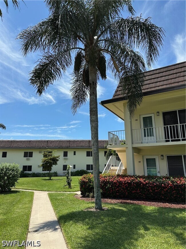 Building Photo - 130 N Collier Blvd