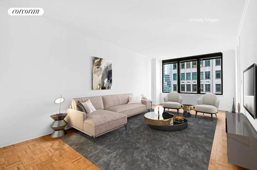 Building Photo - 150 E 57th St