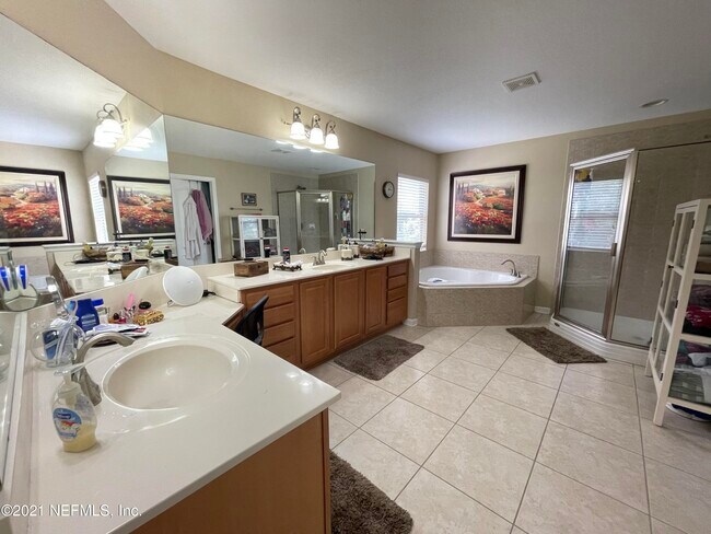 Building Photo - 346 Hefferon Dr