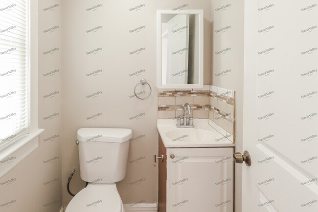 Building Photo - 5223 Wilburn Ct