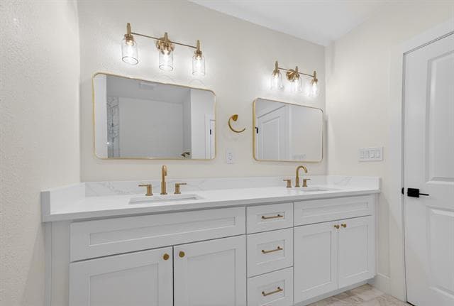 Building Photo - 2560 Rogers Ave