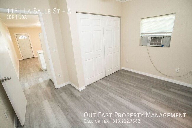 Building Photo - 1151 La Salle St