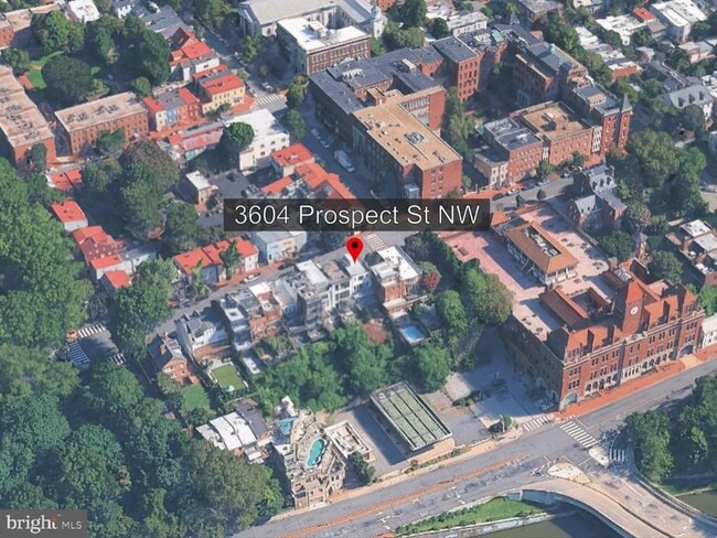 Building Photo - 3604 Prospect St NW