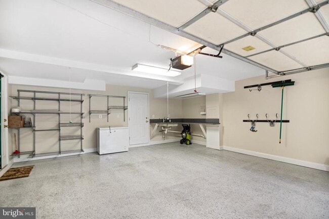 Building Photo - 508 S Fayette St