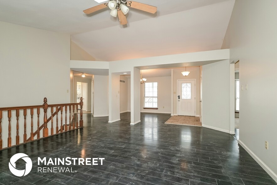 Building Photo - 4163 Fox Crossing Dr