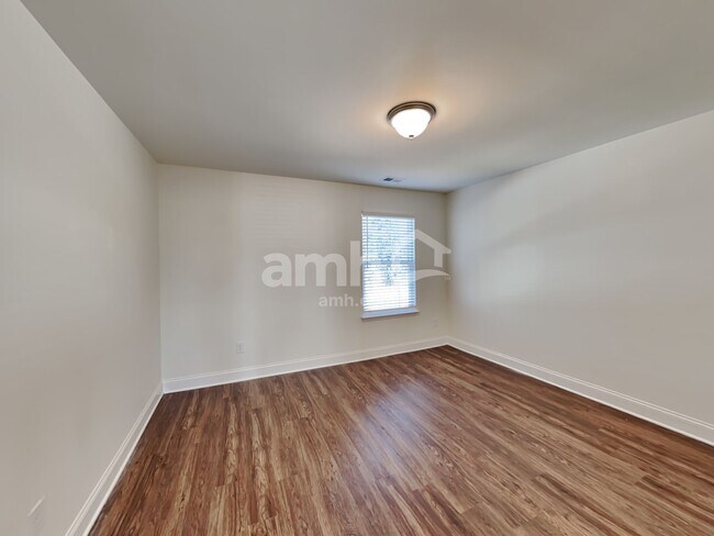 Building Photo - 141 GA-141