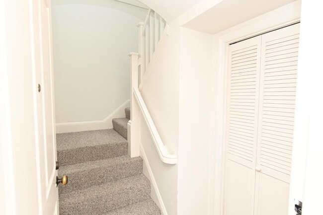 Building Photo - 1120 Clement St