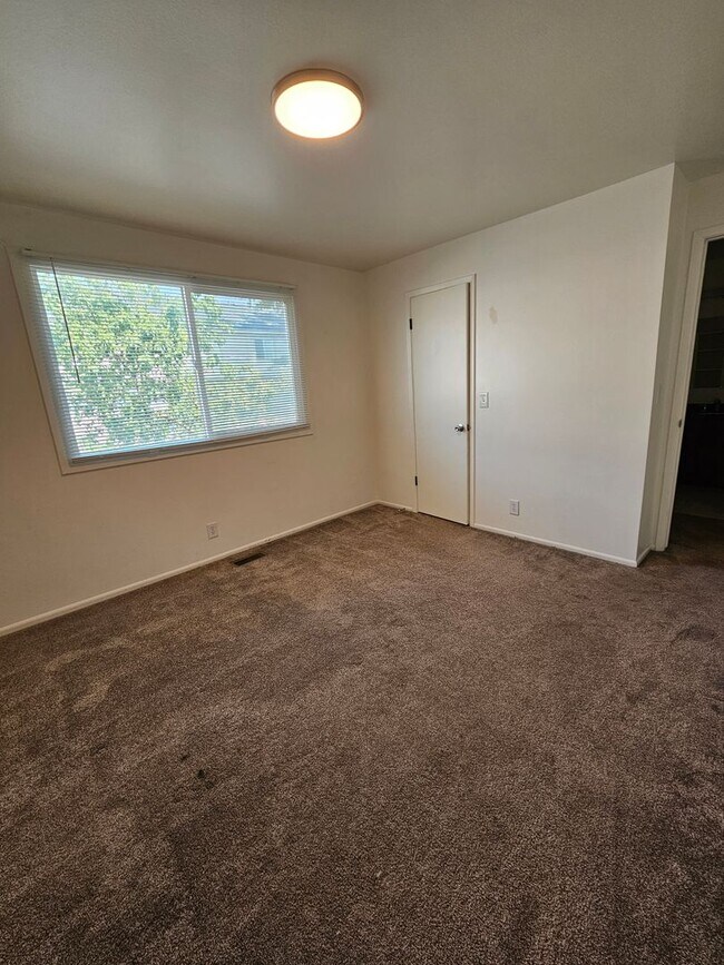 Building Photo - 2311 W 4130 S