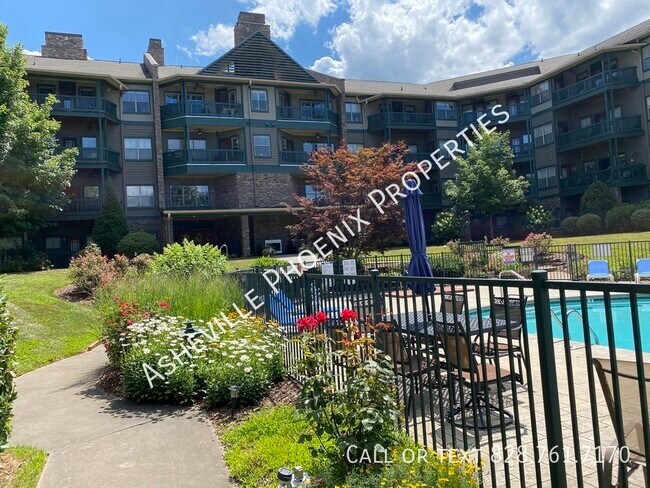 Building Photo - 9 Kenilworth Knls