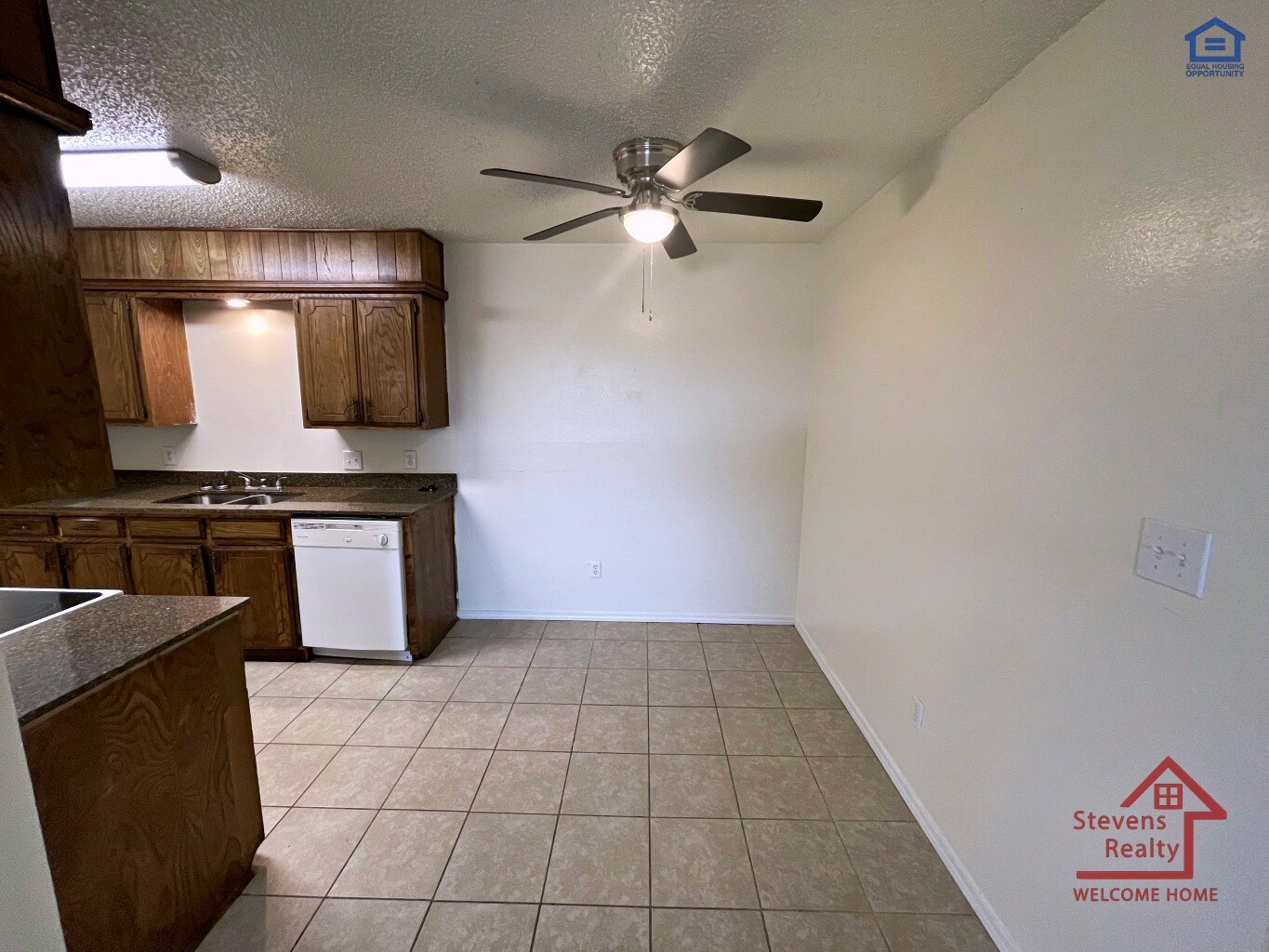 Building Photo - 2111 NW Lindy Ave