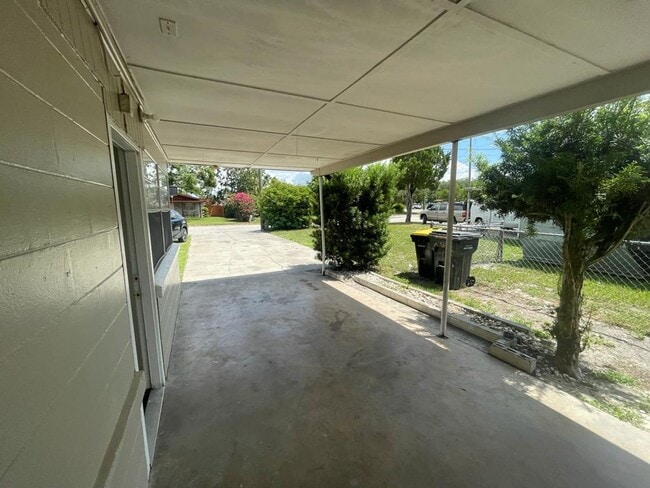 Building Photo - Charming Haven: Uncover Your Dream Home at 2026 JPV Street!