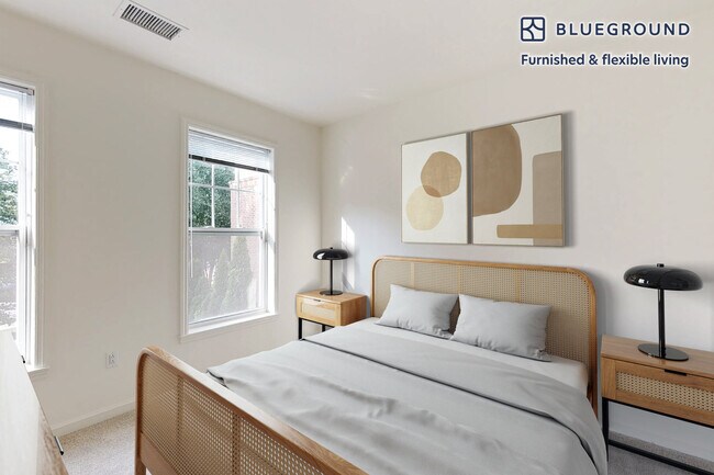 Building Photo - 27 Barker Ave