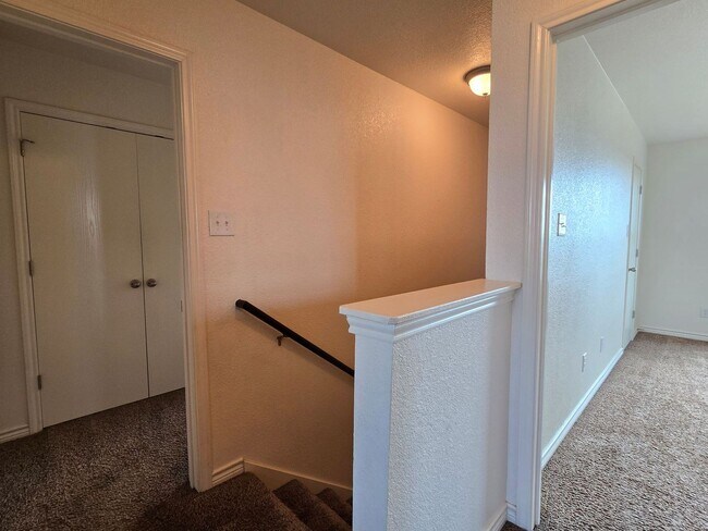 Building Photo - RENT REDUCTION & SPECIAL - AVAILABLE NOW!