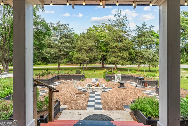 Building Photo - 1580 Farmington Rd