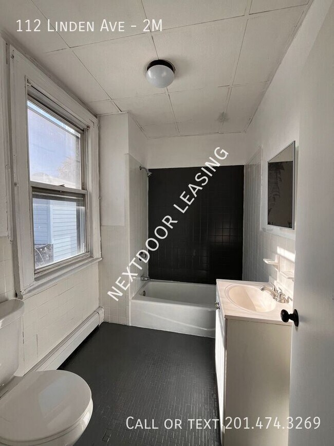 Building Photo - 112 Linden Ave