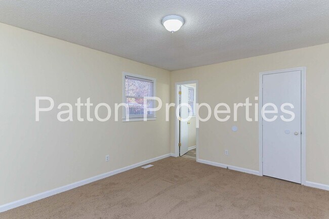 Building Photo - West Columbia Home- Hamlet South Commuity