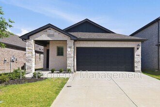 Building Photo - 210 Berkshire Dr