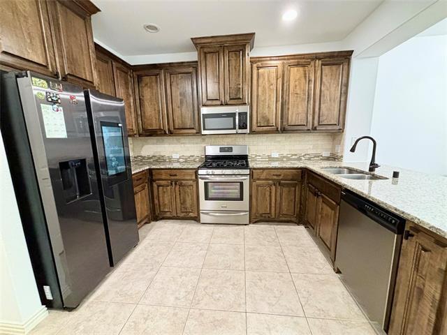 Building Photo - 4305 Pecan Knoll Dr