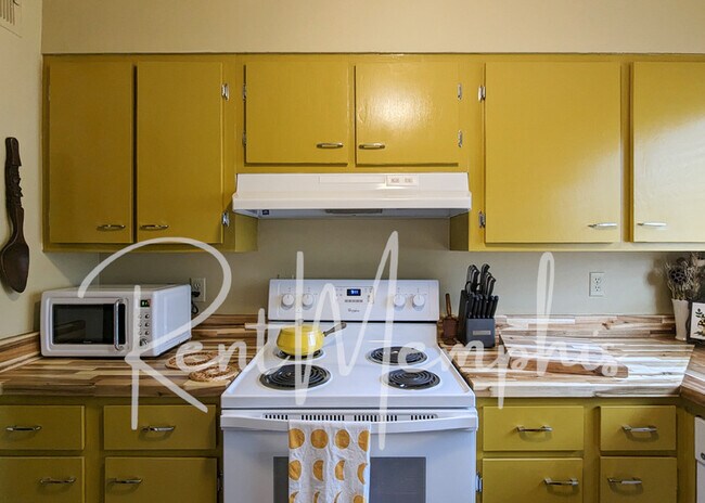 Building Photo - 1607 Forest Ave