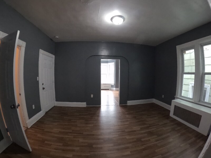 Building Photo - 61 Poplar St