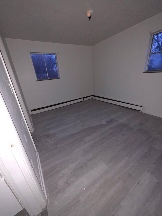 Building Photo - 1815 Cleveland Ave