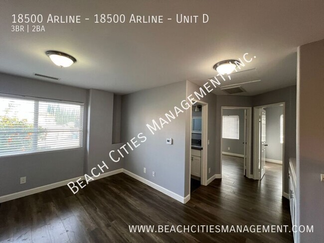 Building Photo - Remodeled 3 Bed, 2.5 Bath Town Home with A...