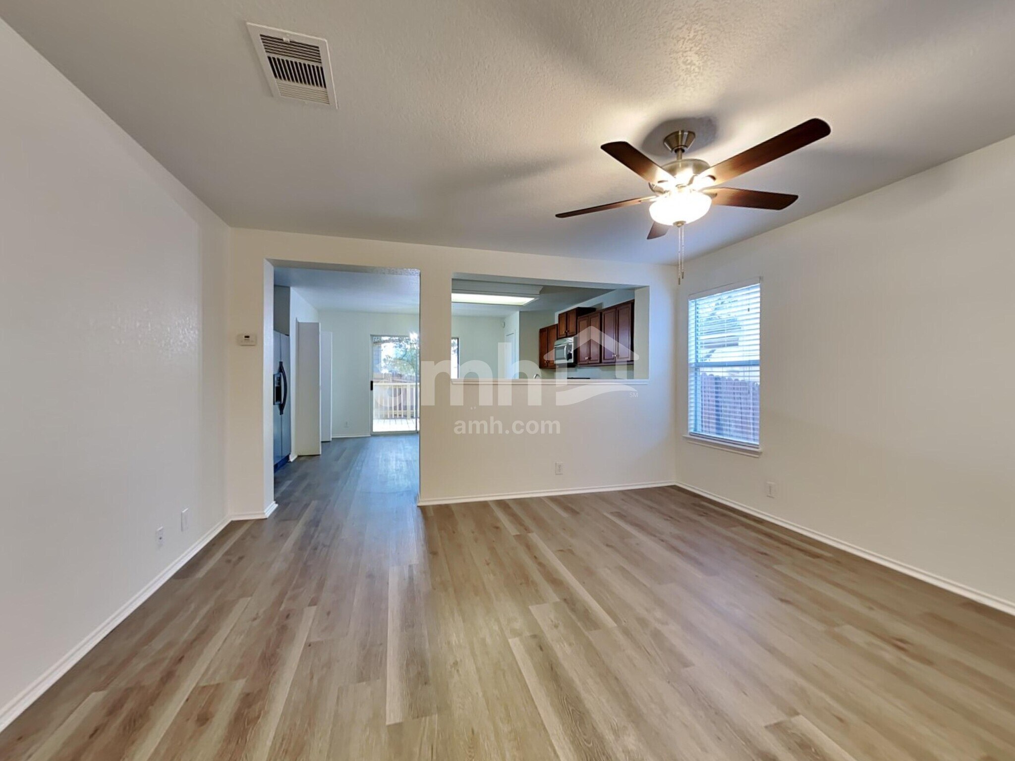 Building Photo - 825 Barrel Point