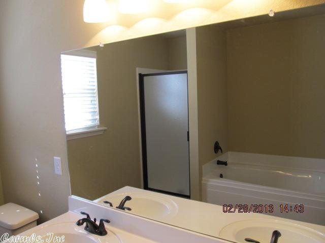 Building Photo - 6017 Trammel Estates Dr