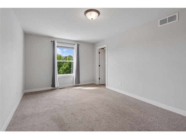Building Photo - 4392 Millstone Dr