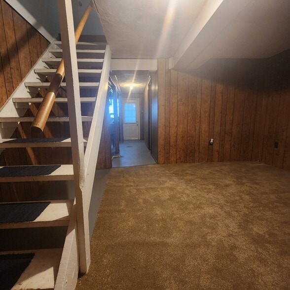 Building Photo - 139 Whitestown Vlg