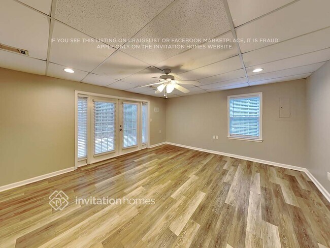 Building Photo - 1911 Ascot Terrace NW