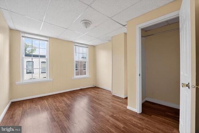 Building Photo - 2923 Miles Ave