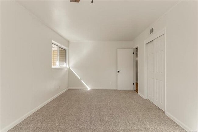 Building Photo - Beautifully Renovated 3-Bed, 2-Bath Home in Midtown Tulsa!