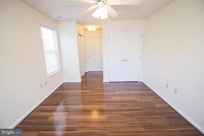 Building Photo - 45522 Westmeath Way